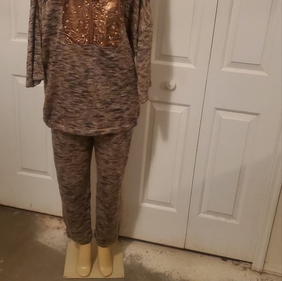 Hi Tech by Dina - Picture 10 of 10